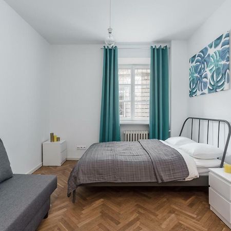 Chill Apartments Brzozowa Old Town Varşovia Exterior foto