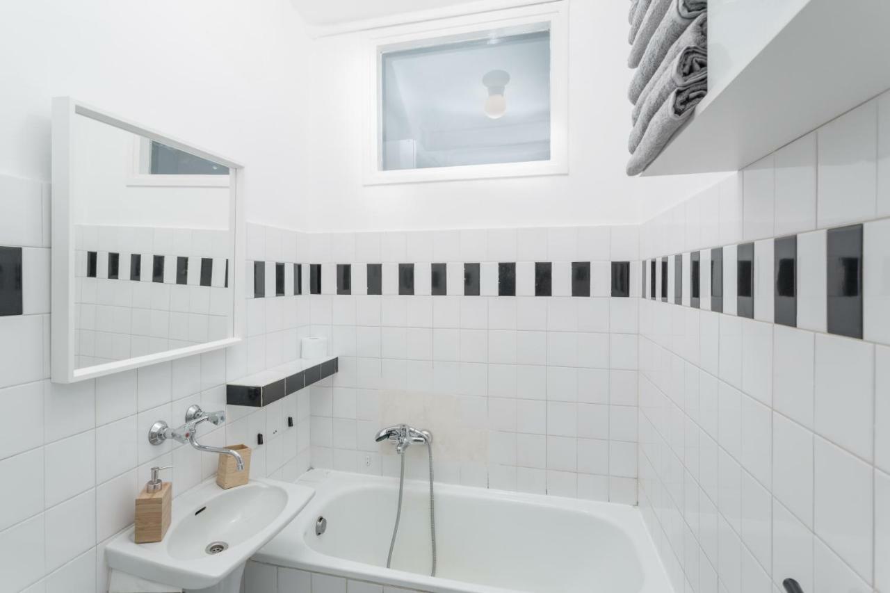 Chill Apartments Brzozowa Old Town Varşovia Exterior foto